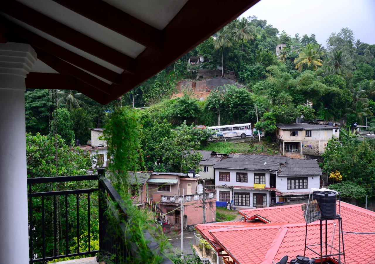 Dreamscape Home Stay แคนดี้ ภายนอก รูปภาพ
