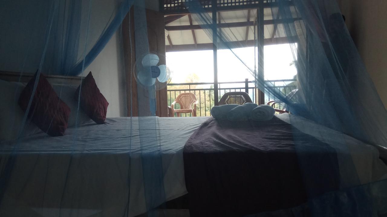 Dreamscape Home Stay แคนดี้ ภายนอก รูปภาพ